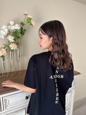 「ANDGEEBEE（アンジービー）のアイテム（Tシャツ/カットソー）」を使った、村瀬紗英さん（レディース・159cm）の夏コーディネート