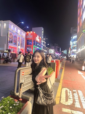 「ANDGEEBEE（アンジービー）のアイテム（ワンピース/ドレス）」を使った、村瀬紗英さん（レディース・159cm）の秋コーディネート