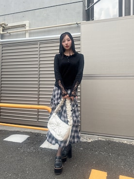 「ANDGEEBEE（アンジービー）のアイテム」を使った、村瀬紗英さん（レディース・159cm）の秋コーディネート