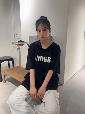 「アイテム（パーカー）」を使った、村瀬紗英さん（レディース・159cm）の夏コーディネート