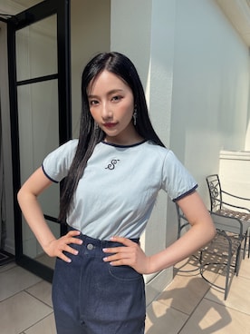 「ANDGEEBEE（アンジービー）のアイテム（パンツ）」を使った、村瀬紗英さん（レディース・159cm）の春コーディネート