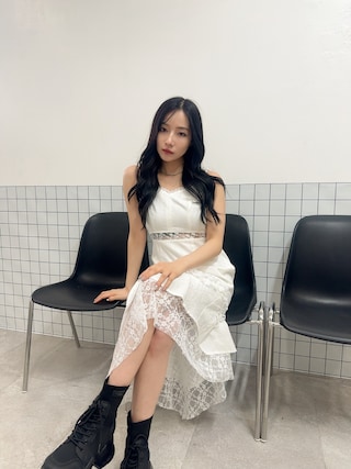 「ANDGEEBEE（アンジービー）のイレヘムレースキャミワンピ（ワンピース）」を使った、村瀬紗英さん（レディース・159cm）の夏コーディネート