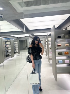 「ANDGEEBEE（アンジービー）のアイテム（ショルダーバッグ）」を使った、村瀬紗英さん（レディース・159cm）の秋コーディネート