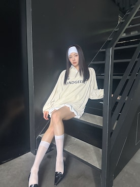 「アイテム（その他トップス）」を使った、村瀬紗英さん（レディース・159cm）の秋コーディネート