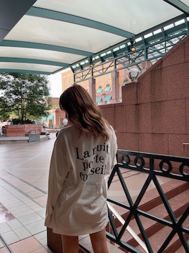 「ANDGEEBEE（アンジービー）のアイテム（Tシャツ/カットソー）」を使った、村瀬紗英さん（レディース・159cm）の秋コーディネート