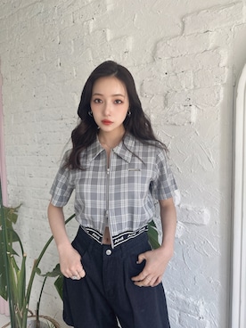 「ANDGEEBEE（アンジービー）のアイテム（シャツ/ブラウス）」を使った、村瀬紗英さん（レディース・159cm）の夏コーディネート