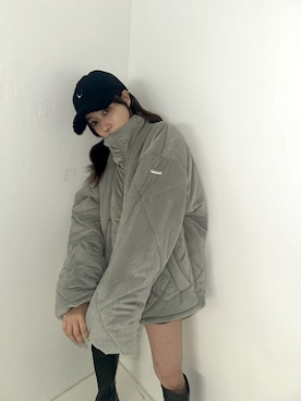 「ANDGEEBEE（アンジービー）のアイテム（ダウンジャケット/コート）」を使った、村瀬紗英さん（レディース・159cm）の春コーディネート