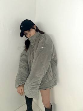「ANDGEEBEE（アンジービー）のアイテム（ダウンジャケット/コート）」を使った、村瀬紗英さん（レディース・159cm）の春コーディネート