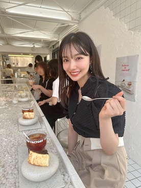 「ANDGEEBEE（アンジービー）のアイテム（シャツ/ブラウス）」を使った、村瀬紗英さん（レディース・159cm）の夏コーディネート