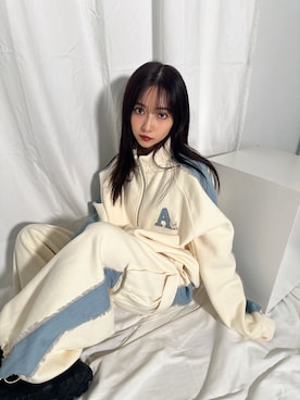 「ANDGEEBEE（アンジービー）のアイテム（トップス）」を使った、村瀬紗英さん（レディース・159cm）の冬コーディネート