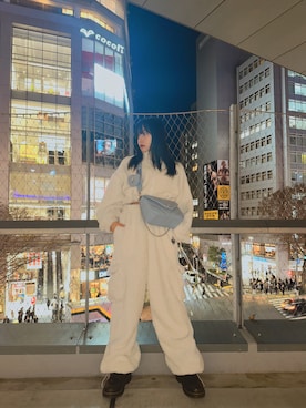 「ANDGEEBEE（アンジービー）のアイテム（その他トップス）」を使った、村瀬紗英さん（レディース・159cm）の春コーディネート