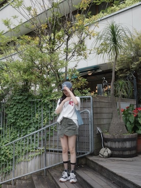 「ANDGEEBEE（アンジービー）のアイテム（Tシャツ/カットソー）」を使った、村瀬紗英さん（レディース・159cm）の秋コーディネート