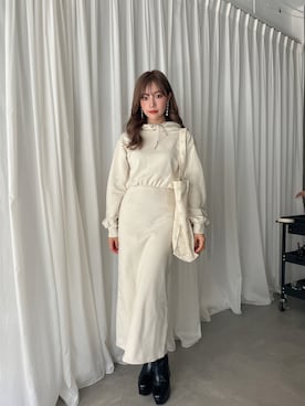 「ANDGEEBEE（アンジービー）のアイテム（シューズ）」を使った、村瀬紗英さん（レディース・159cm）の秋コーディネート