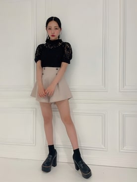 「ANDGEEBEE（アンジービー）のアイテム（シューズ）」を使った、村瀬紗英さん（レディース・159cm）の秋コーディネート