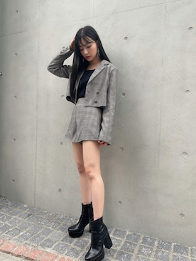 「ANDGEEBEE（アンジービー）のアイテム（パンツ）」を使った、村瀬紗英さん（レディース・159cm）の秋コーディネート