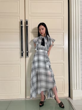 「ANDGEEBEE（アンジービー）のアイテム（シューズ）」を使った、村瀬紗英さん（レディース・159cm）の春コーディネート