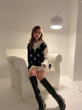 「ANDGEEBEE（アンジービー）のアイテム（シャツ/ブラウス）」を使った、村瀬紗英さん（レディース・159cm）の秋コーディネート