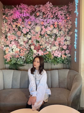 「ANDGEEBEE（アンジービー）のアイテム（スウェット）」を使った、村瀬紗英さん（レディース・159cm）の春コーディネート