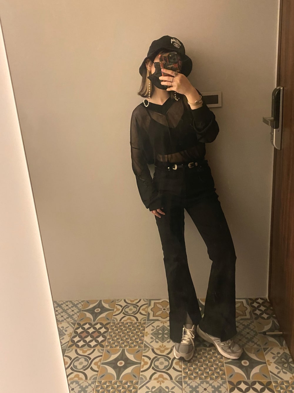 「pixel cakeのアイテム（デニムパンツ、ブラック系）」を使った、ひでこ✿さん（レディース・155cm）の夏コーディネートの1枚目の写真