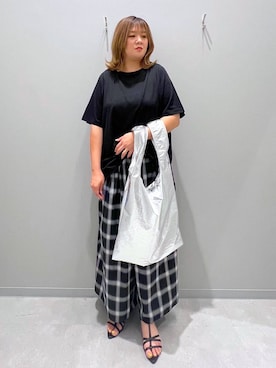 「家族旅行」｜「アイテム（トートバッグ）」を使った、rumi.さん（レディース・160cm）の夏コーディネート