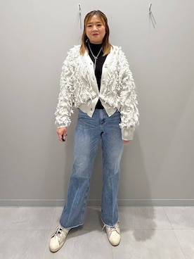 「家族旅行」｜「アイテム（パンツ）」を使った、rumi.さん（レディース・160cm）の冬コーディネート