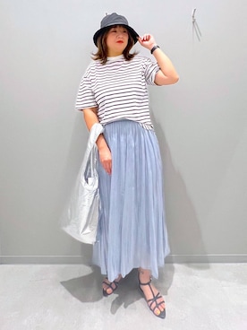 「家族旅行」｜「アイテム（トートバッグ）」を使った、rumi.さん（レディース・160cm）の夏コーディネート