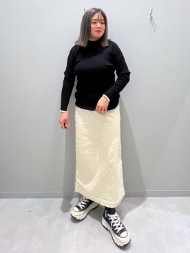 「家族旅行」｜「アイテム（スカート）」を使った、rumi.さん（レディース・160cm）の秋コーディネート