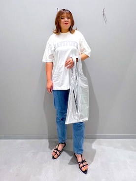 「家族旅行」｜「アイテム（トートバッグ）」を使った、rumi.さん（レディース・160cm）の夏コーディネート