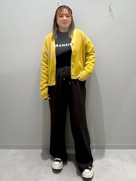 「家族旅行」｜「アイテム（パンツ）」を使った、rumi.さん（レディース・160cm）の冬コーディネート