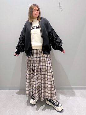 「家族旅行」｜「アイテム（スカート）」を使った、rumi.さん（レディース・160cm）の秋コーディネート