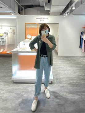 「OB Designのアイテム（シャツ/ブラウス、グリーン系）」を使った、완의정さん（レディース・165cm）の春コーディネート