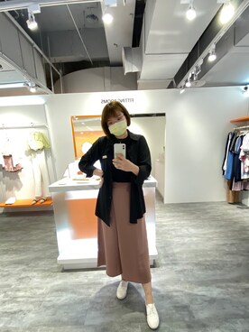 「OB DESIGNのアイテム（シャツ/ブラウス、ブラック系）」を使った、완의정さん（レディース・165cm）の春コーディネート