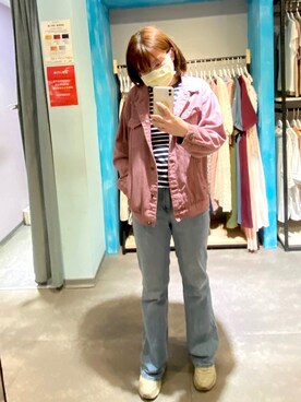 「GU（ジーユー）のアイテム（Tシャツ/カットソー、その他）」を使った、완의정さん（レディース・165cm）の春コーディネート