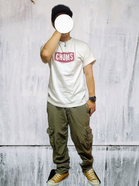 「CHUMS（チャムス）のアイテム（Tシャツ/カットソー）」を使った、KJさん（メンズ・170cm）の夏コーディネート