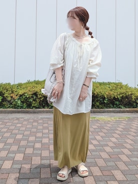 「アイテム（スカート、イエロー系）」を使った、y + aさん（レディース・160cm）の夏コーディネート