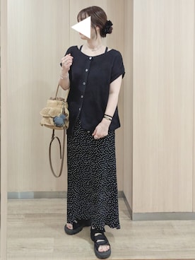 「アイテム（ニット/セーター）」を使った、y + aさん（レディース・160cm）の夏コーディネート