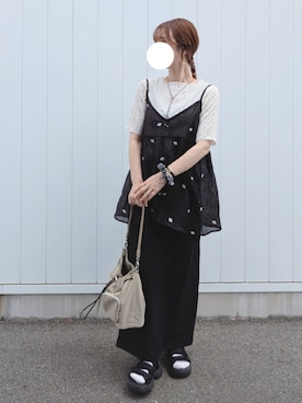 「LOWRYS FARM（ローリーズファーム）のジャガードフリンジ５Ｓ　 495079（Tシャツ/カットソー、ホワイト系）」を使った、y + aさん（レディース・160cm）の夏コーディネート