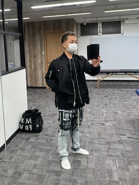 「DRKSHDW by RICK OWENS（ダークシャドウ バイ リックオウエンス）のアイテム（パンツ）」を使った、bunta@さん（メンズ・168cm）の秋コーディネート