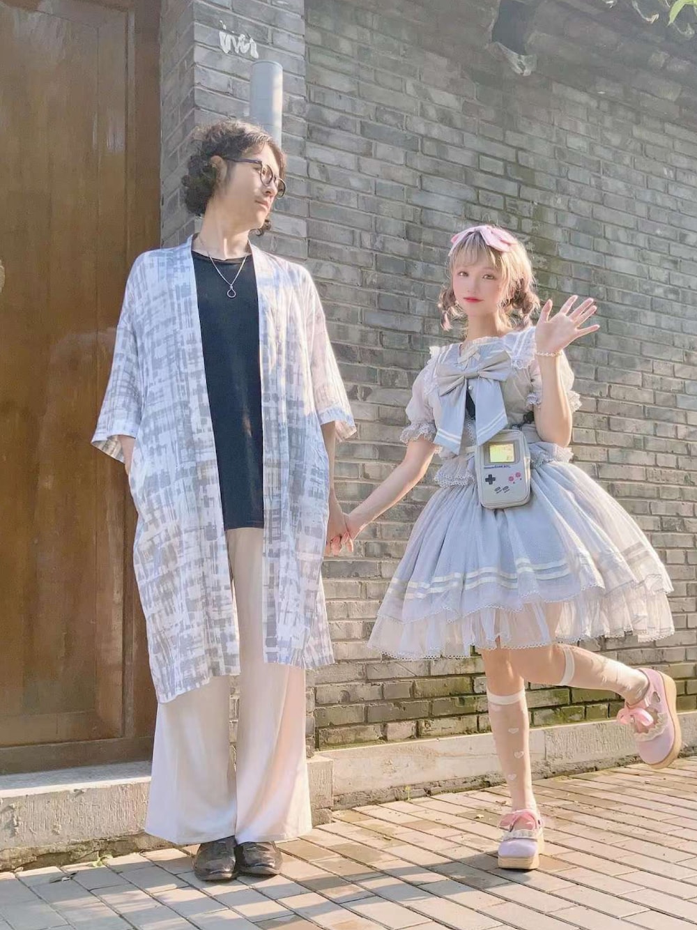 「Lui'sのクールMAX鹿の子タンクトップ/ビッグシルエット（タンクトップ、ブラック系）」を使った、エレンさん（メンズ・183cm）の秋コーディネートの1枚目の写真