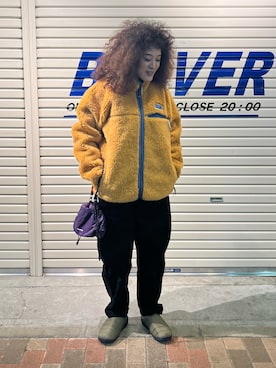 「フリース」｜「アイテム（PC・スマホグッズ/家電）」を使った、さゆるゆるさん（レディース・155cm）の秋コーディネート
