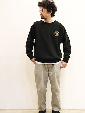 「アイテム（チノパンツ、グレー系）」を使った、nakajiさん（メンズ・168cm）の冬コーディネート