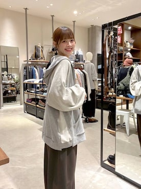 「アイテム（その他トップス、ブラウン系）」を使った、みきてぃ24さん（レディース・158cm）の秋コーディネート