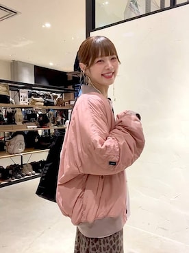 「アイテム（MA-1）」を使った、みきてぃ24さん（レディース・158cm）の秋コーディネート