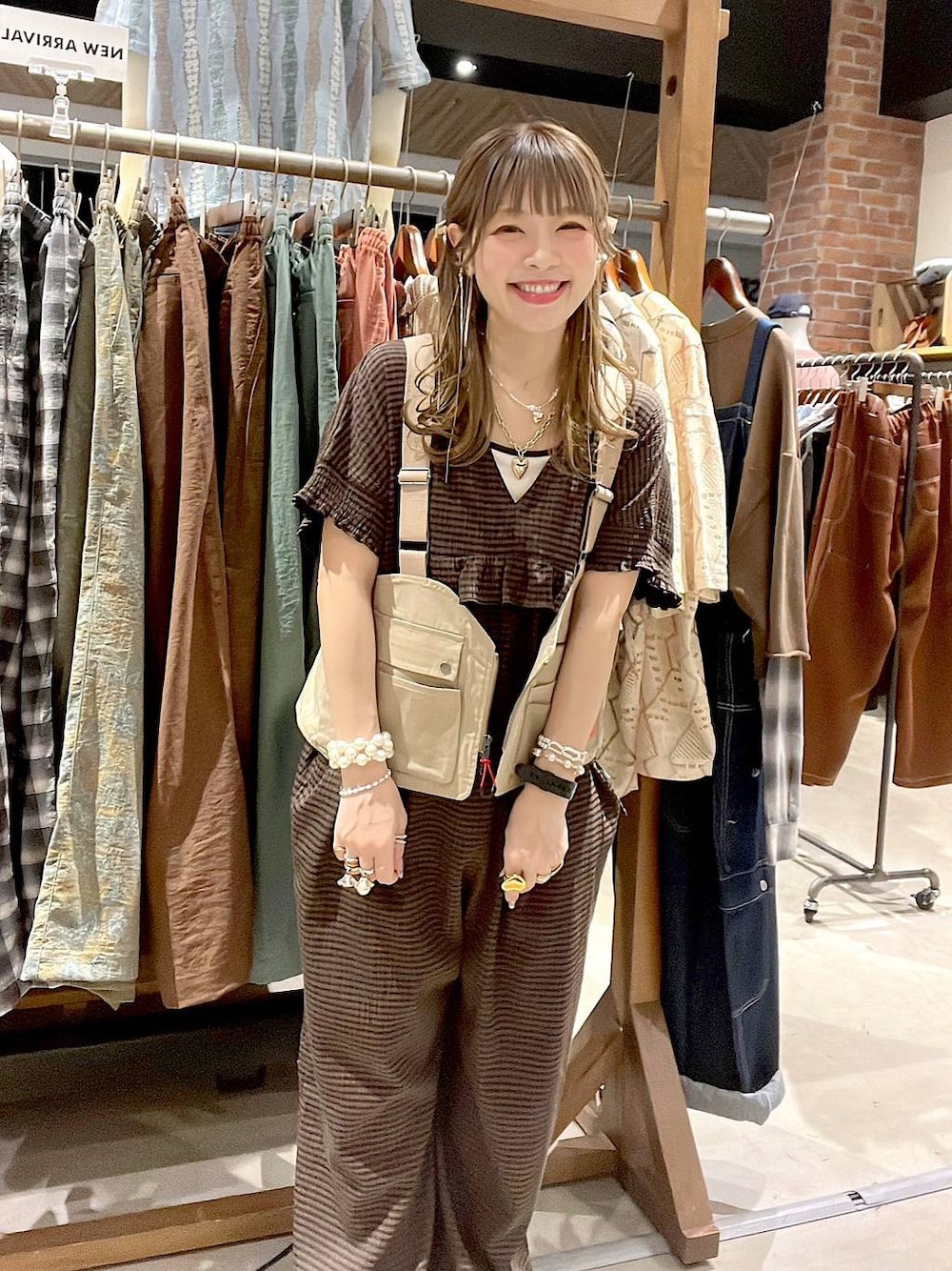 DRYクシュイージーロンパ－スを使った人気ファッションコーディネート