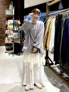 「niko and...（ニコアンド）のソフトレースヘンリーフーディ（Tシャツ/カットソー、ホワイト系）」を使った、みきてぃ24さん（レディース・158cm）の秋コーディネート