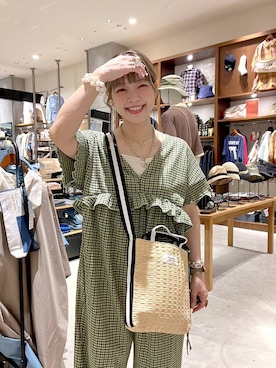 「niko and...（ニコアンド）のアイテム」を使った、みきてぃ24さん（レディース・158cm）の春コーディネート