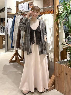 「niko and...（ニコアンド）のミリタリーニットベスト（ベスト、ブラウン系）」を使った、みきてぃ24さん（レディース・158cm）の秋コーディネート