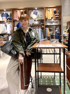 「アイテム（ストール/ショール）」を使った、みきてぃ24さん（レディース・158cm）の秋コーディネート