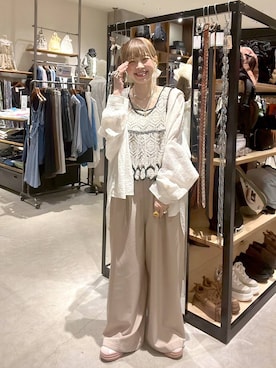 「LOWRYS FARM（ローリーズファーム）のステンレスＢＩＧリング  588511（リング、ゴールド系）」を使った、みきてぃ24さん（レディース・158cm）の春コーディネート