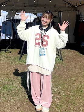 「niko and...（ニコアンド）の2WAYラビットベロアパンツ（その他パンツ、ピンク系）」を使った、みきてぃ24さん（レディース・158cm）の秋コーディネート